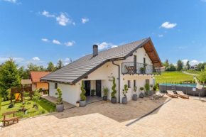 Villa Bajer, Fužine